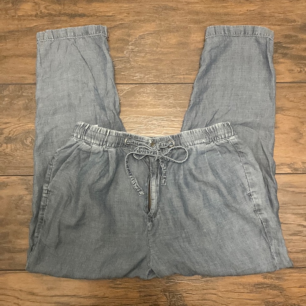 American Eagle 100% Lyncell Jeans Pants Women’s Sz 6 Short